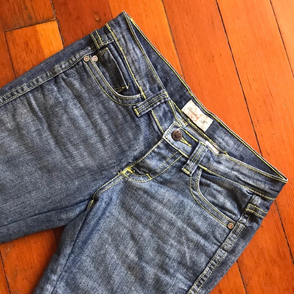 Frankie B dove heart embroidered jeans - Picture 4 of 8